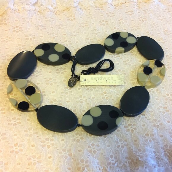 Vintage NEW sandwich jewellery Gray Black White Oval Beads VTG Art Deco Necklace - Picture 2 of 7
